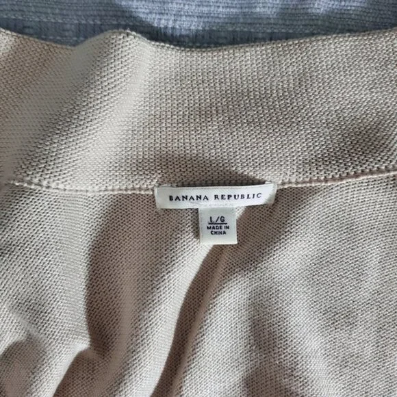BANANA REPUBLIC Pre-Vintage Cotton Mock Neck Cardigan - Picture 8 of 13